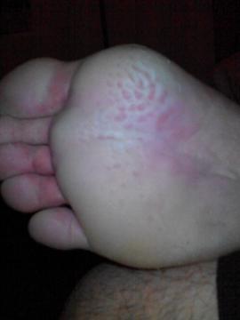 Tvorici se prohlubne na chodidle